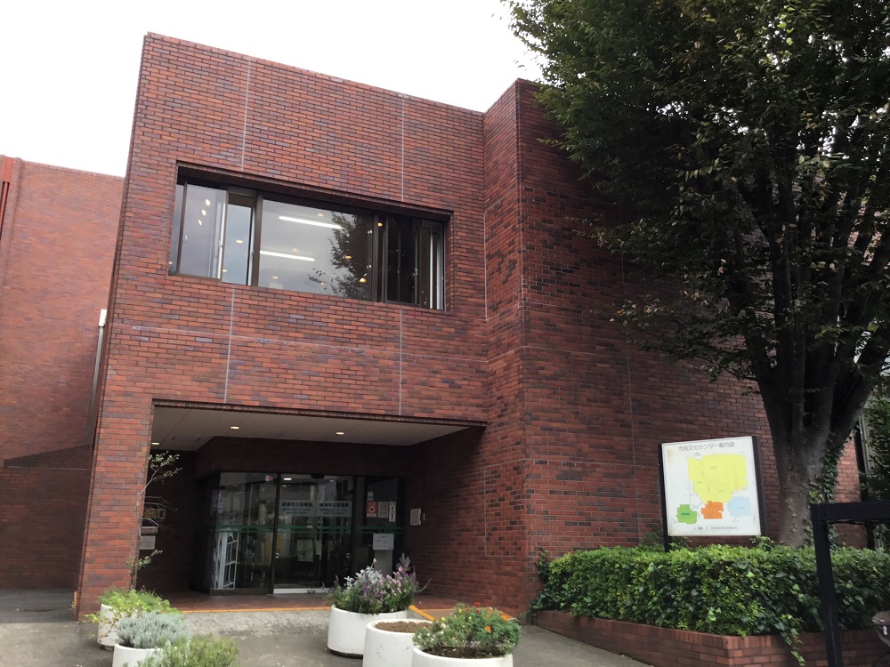 綾瀬市立図書館