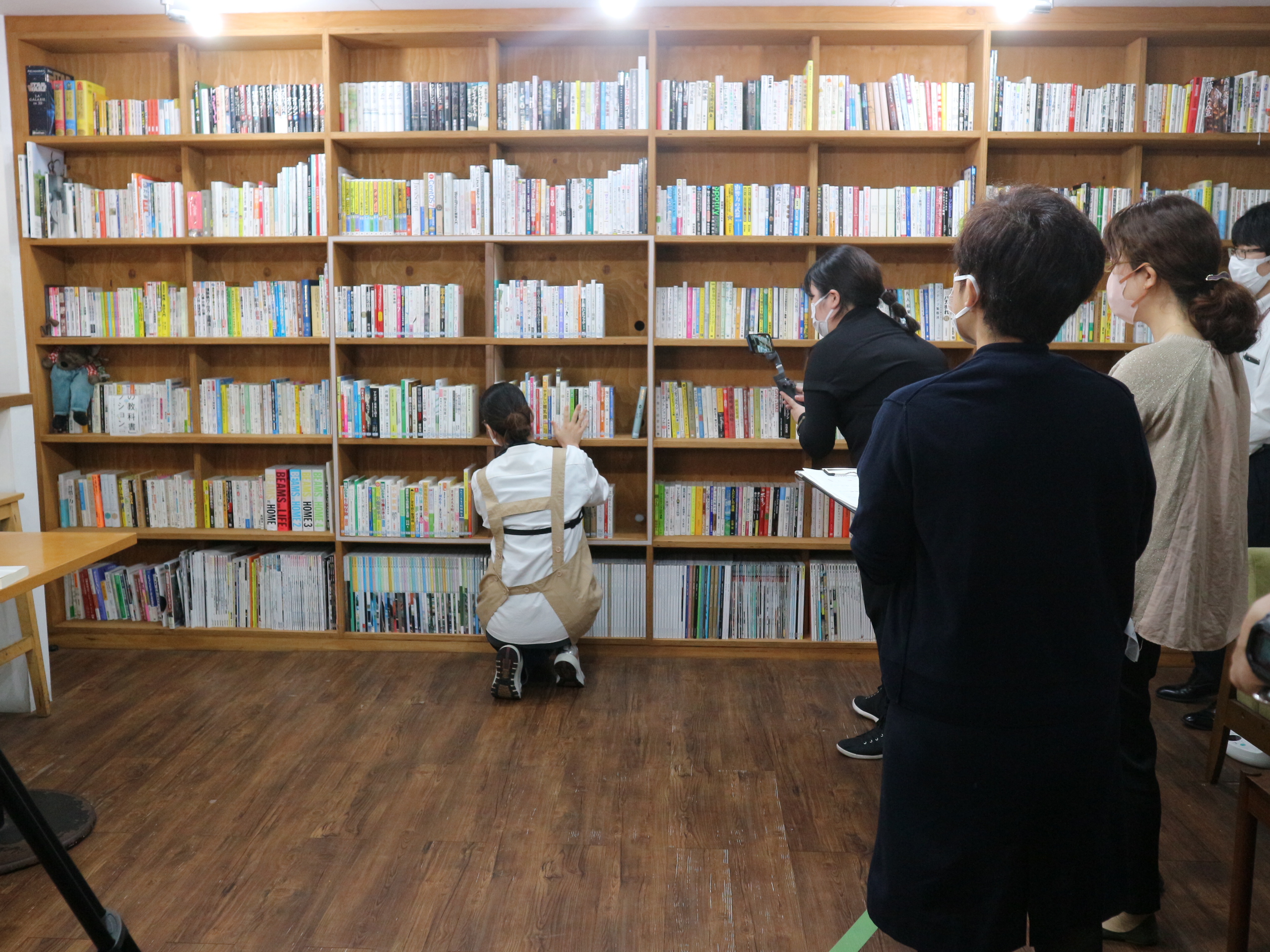 書架