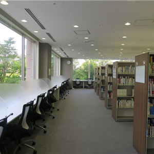 神奈川県立川崎図書館写真1