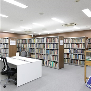 神奈川県立川崎図書館写真3