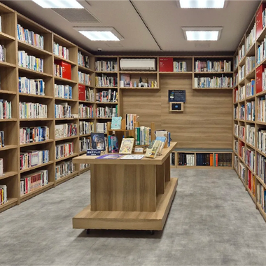 駐大阪韓国文化院　図書室_02.png